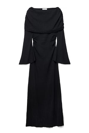 Black maxikleid mit strukturierter drapierung
