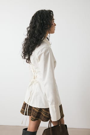 Image 3 of 9