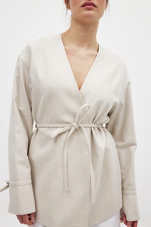 Beige Blazer i linblanding med rett passform og knytedetaljer