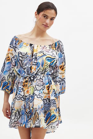 Print Vestido mini con cintura atada