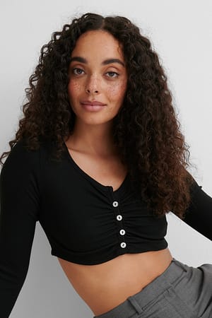Black Kurze Strickjacke