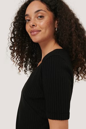 Image 4 of 5