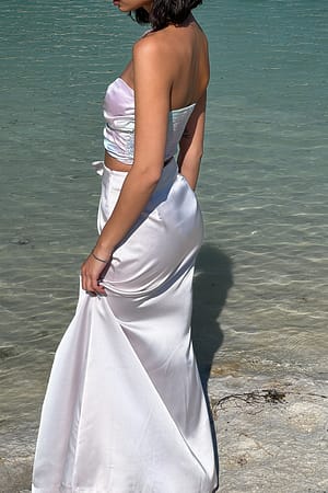 Image 2 of 4