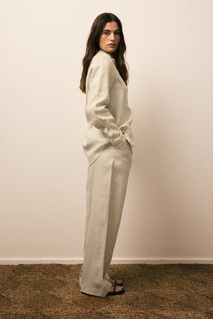 Image 3 of 4
