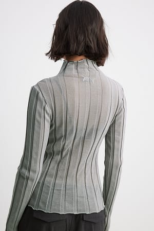 Image 2 of 5