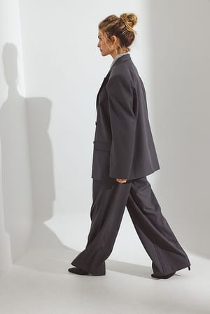 Image 4 of 8