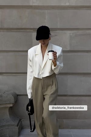 Offwhite Doppelreihiger oversized cropped Blazer