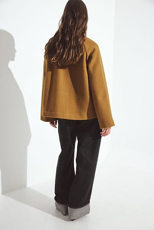 Image 2 of 6