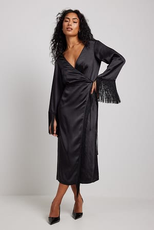 Black Satijnen midi-jurk met franjes