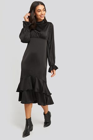 Black Ballon Sleeve Gathered Midi Dress