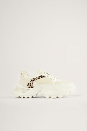 White Sneakers Met Luipaarddetail