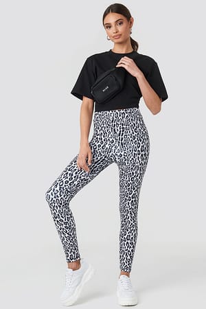 BLACK  WHITE LEO Leopard Print Leggings