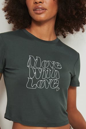 Dark Grey T-Shirt mit Love-Print