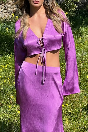 Purple Teksturowana satynowa spódnica maxi