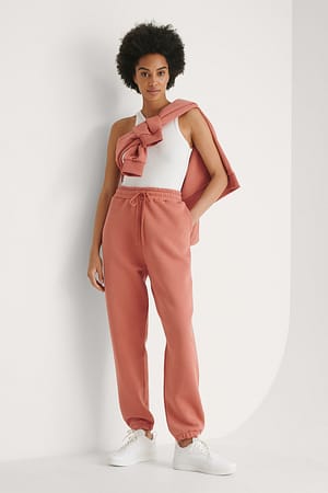 Dusty Dark Pink Zwężane spodnie dresowe z organicznej tkaniny