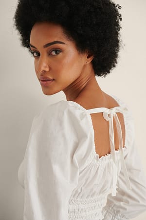 White Organische blouse met vierkante halslijn en strik achter