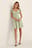 Minikleid Mit Einem Körbchen-Detail