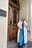Jeanshose mit Seitenschlitz und hoher Taille
