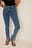 Smala jeans med slits fram