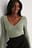 Off-shoulder geribde top met lange mouwen