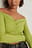 Ribbad offshouldertopp med rysch