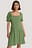 Robe À Manches Bouffantes Et Encolure Carrée