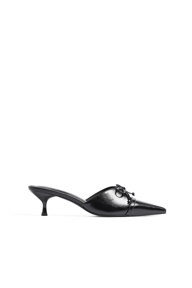 Black Cut Out Pumps