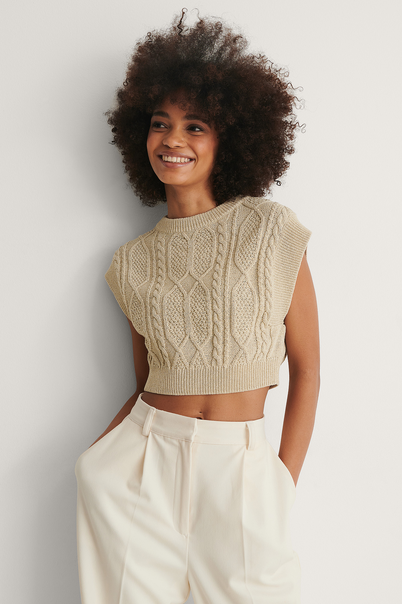 Beige Organic Cable Knitted Cropped Vest