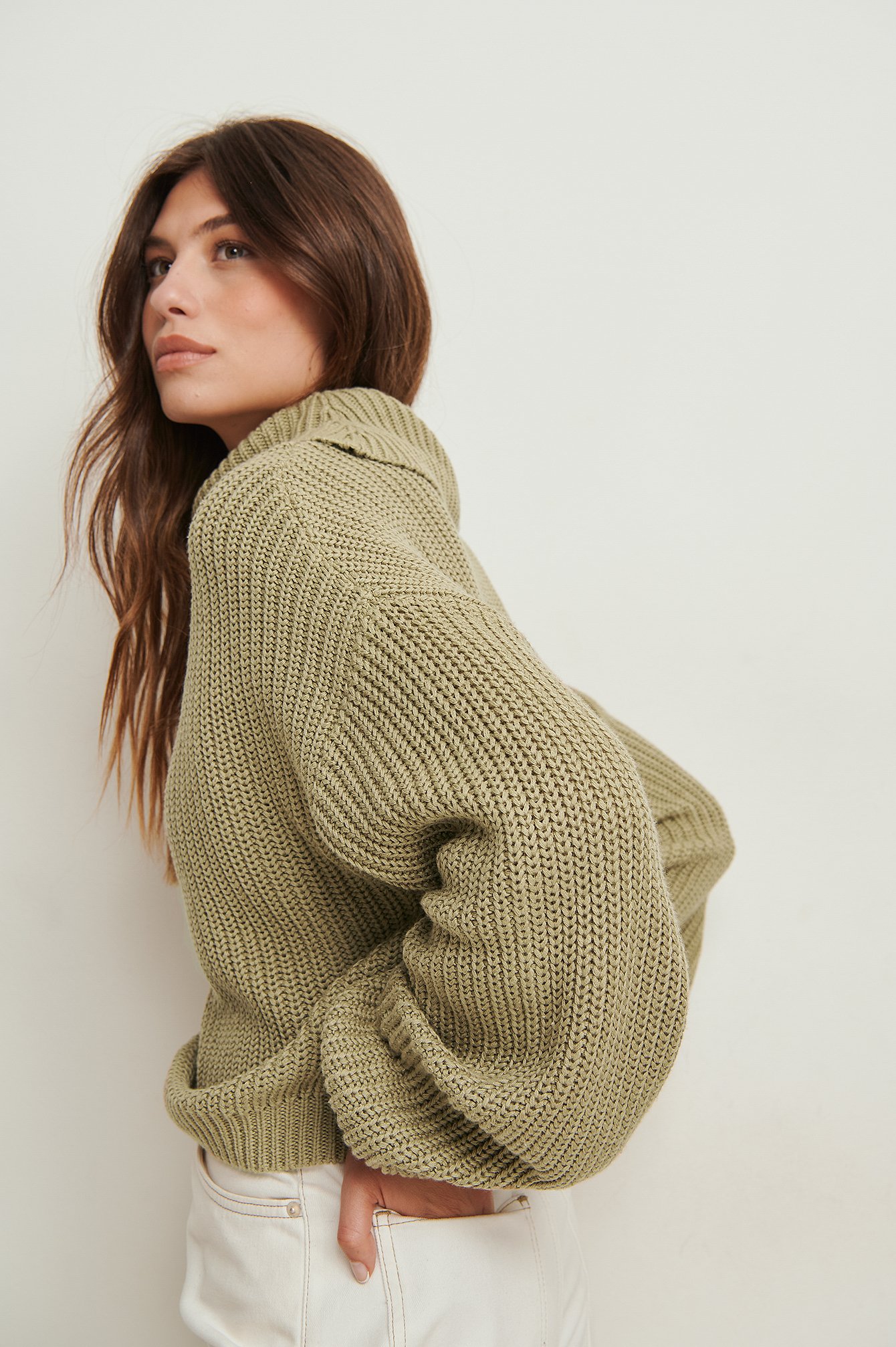 Light Khaki Organic Turtle Neck Short Knitted Sweater