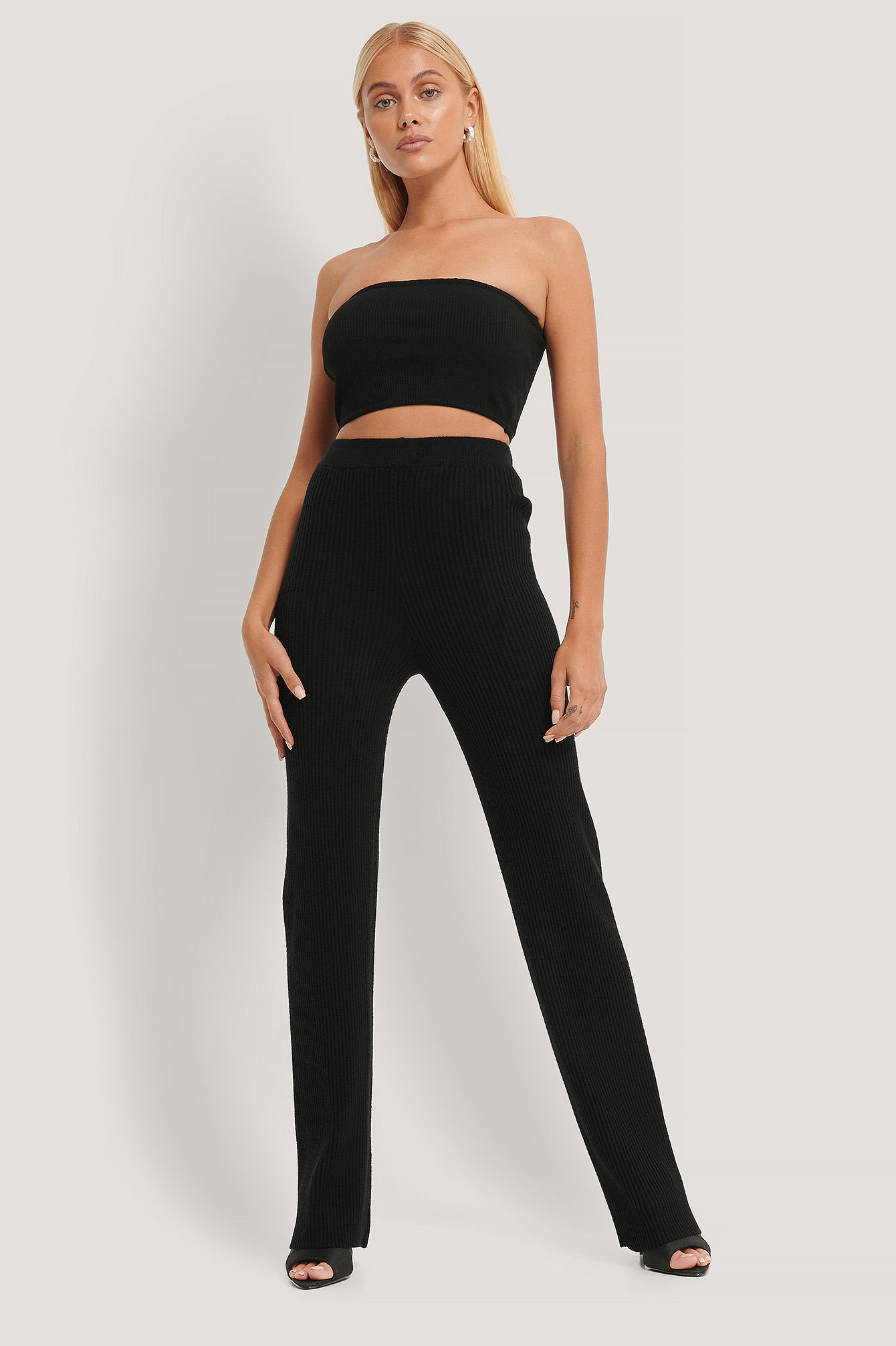 Black Knitted Ribbed Pants
