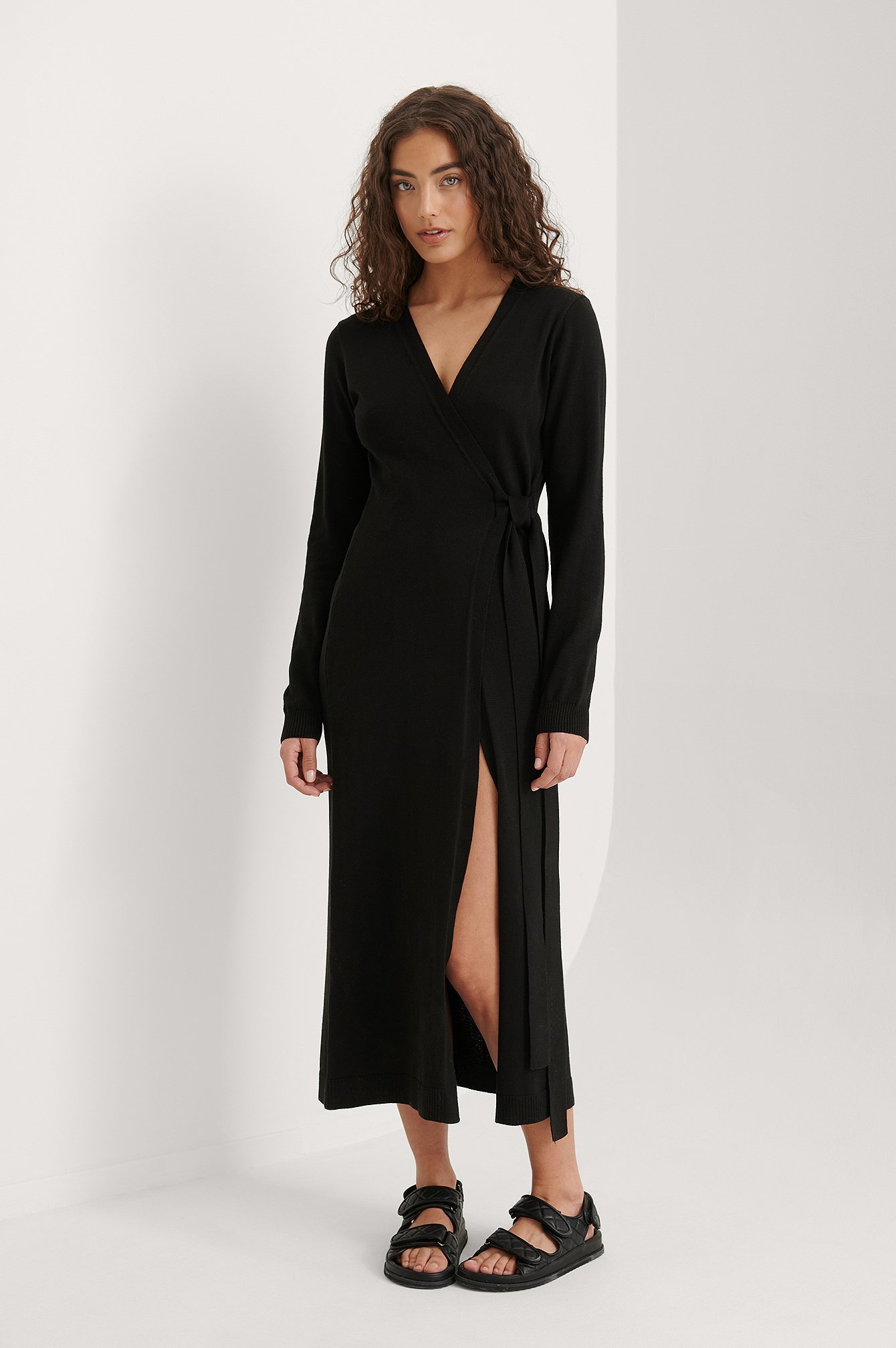 Black Knitted Robe Dress
