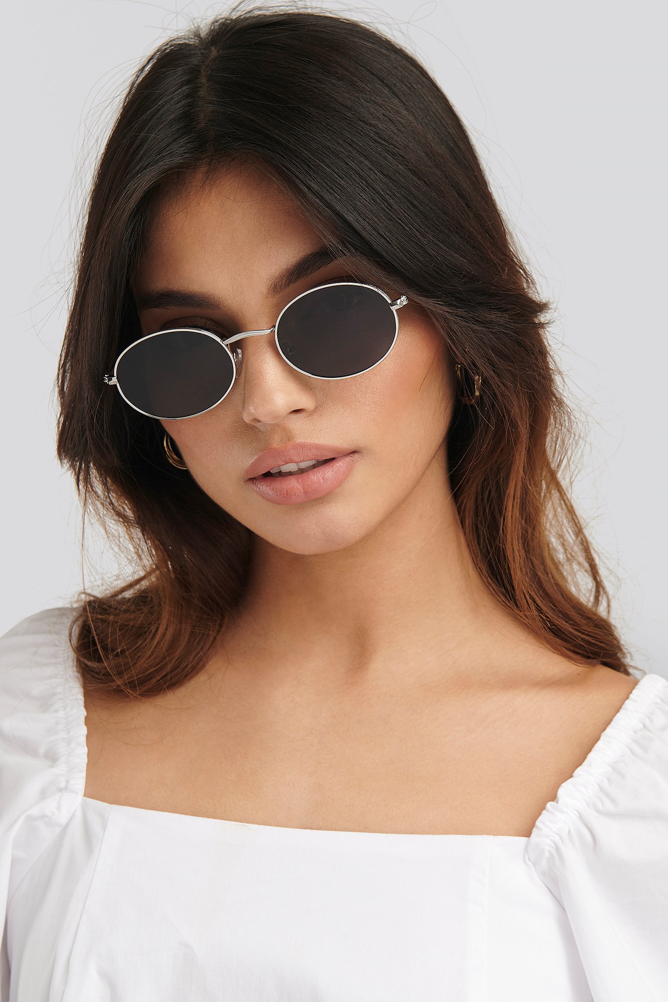 Silver Oval Metal Frame Sunglasses