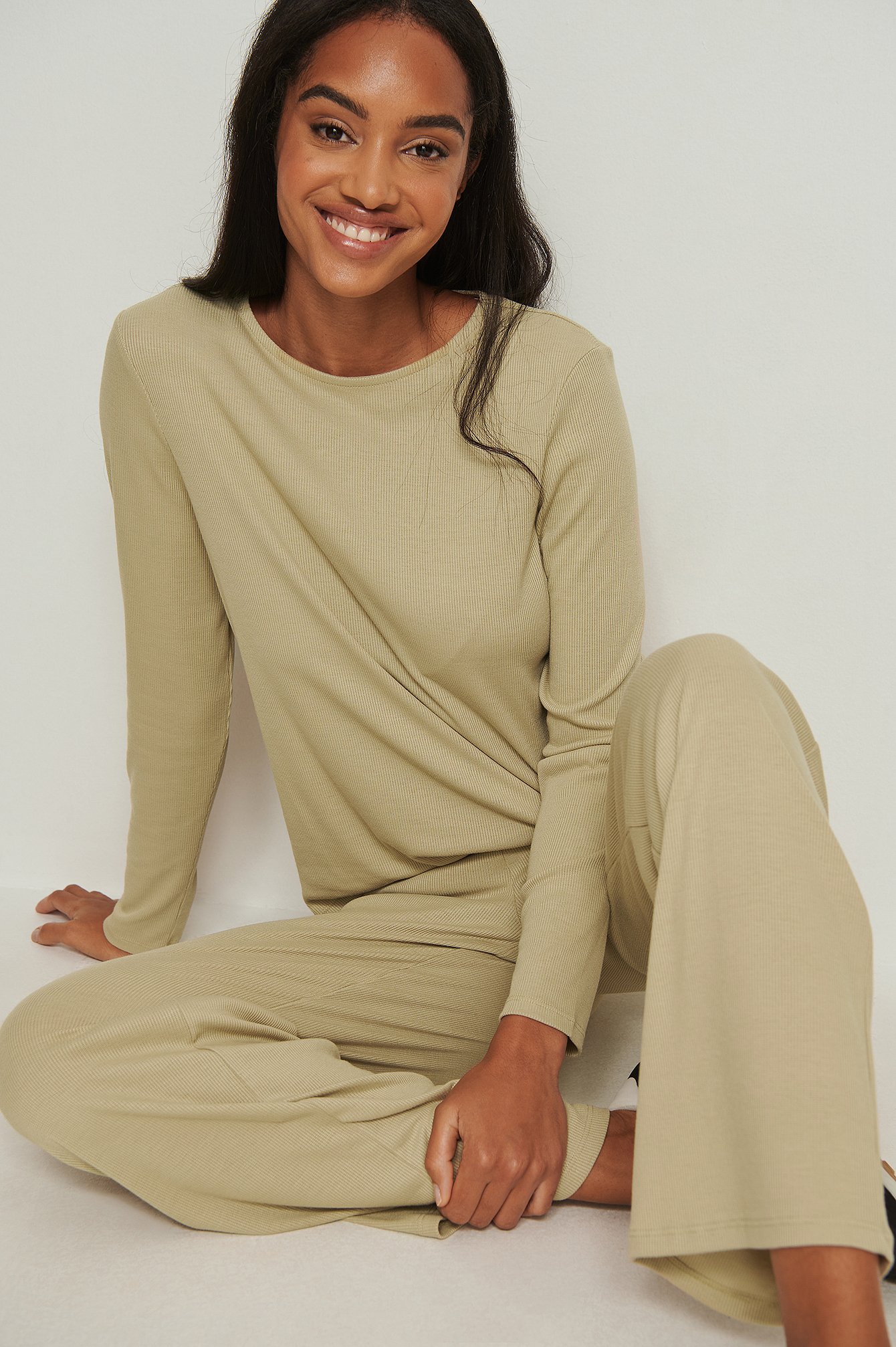 Olive Green Recycled Soft Ribbed Round Neck Top