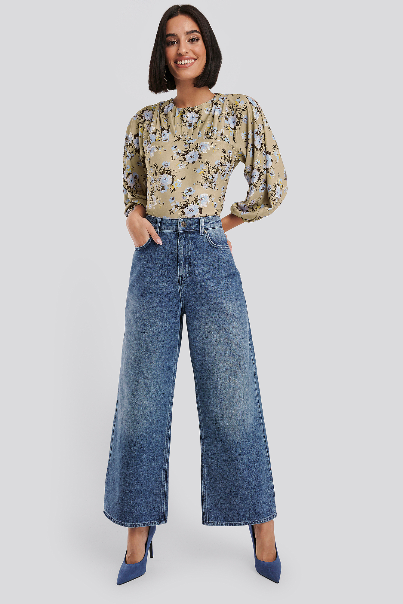 Mid Blue Wash Straight Fit Cropped Jeans