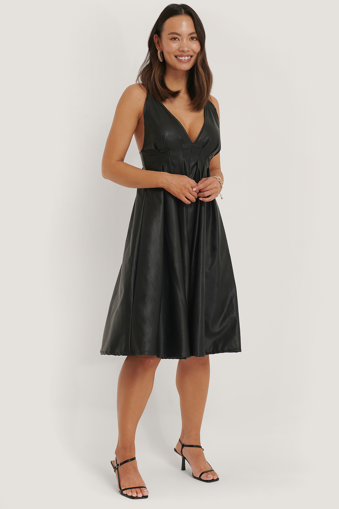 Black V-Shape Midi Dress