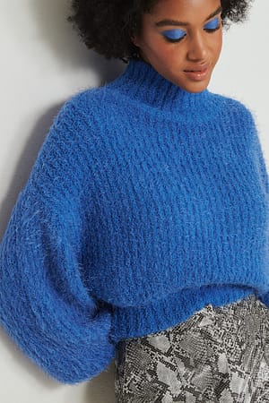 Blue Fluffy gebreide sweater met turtleneck