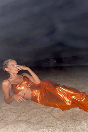 Orange Sukienka maxi wiązana z tyłu