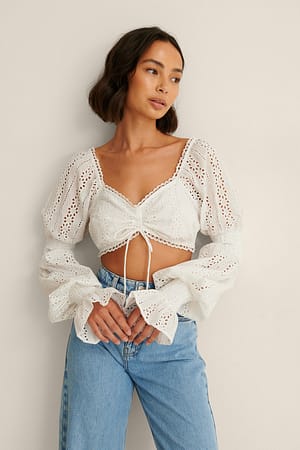 White Broderie anglaise kort bluse