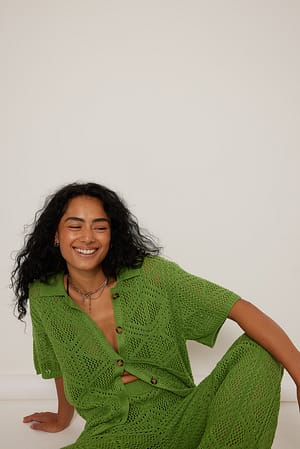 Green Camisa em croché tricotada