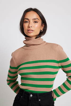 Beige/Green Strikket sweater med striber og rullekrave