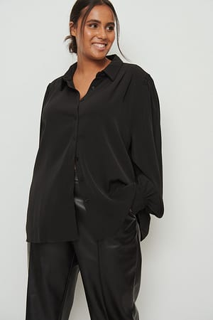Black Camisa vaporosa de manga larga con hombros fruncidos