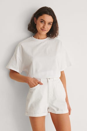 White Økologisk mom shorts med folder