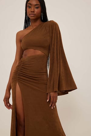 Brown Marszczona sukienka maxi z wycięciami