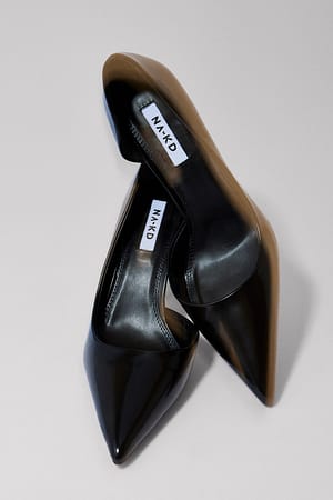 Black Glossy Cut Out Pumps