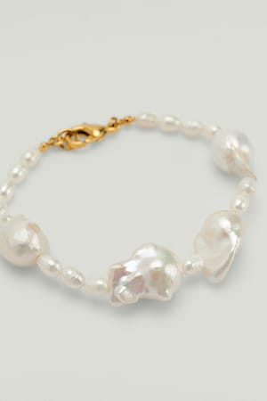 White Pozłacana bransoletka z perłą słodkowodną