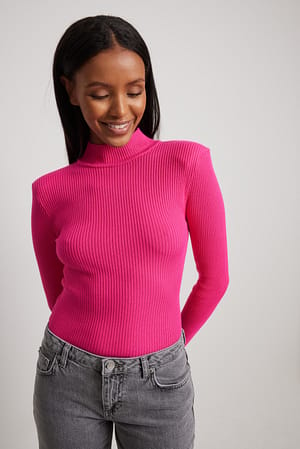 Pink Sweter z dzianiny z wyściełanymi ramionami