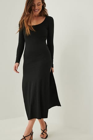 Black Resirkulert langermet kjole med splitt