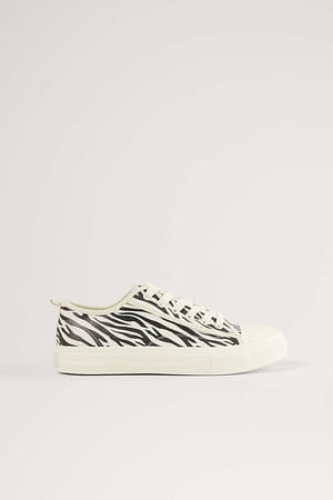 Zebra Low Zebra Sneakers