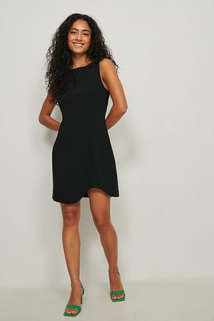 Black Krótka asymetryczna sukienka