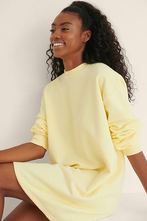 Light Yellow Økologisk oversize sweatshirt kjole